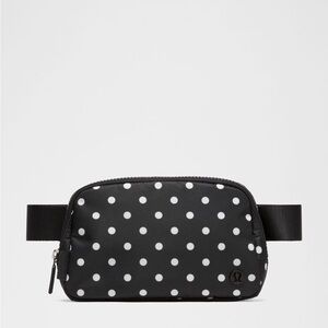 NEW LULULEMON SIMPLE POLKA DOT WHITE BLACK/BLACK